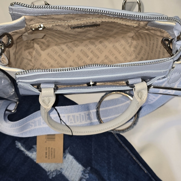 Steve Madden Light Blue Handbag with White Accents - Picture 3 of 6